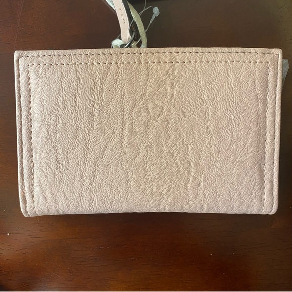 NWT Jessica Simpson | Soft Pink Small Frankie Center Divider Faux Leather Wallet - Picture 2 of 6